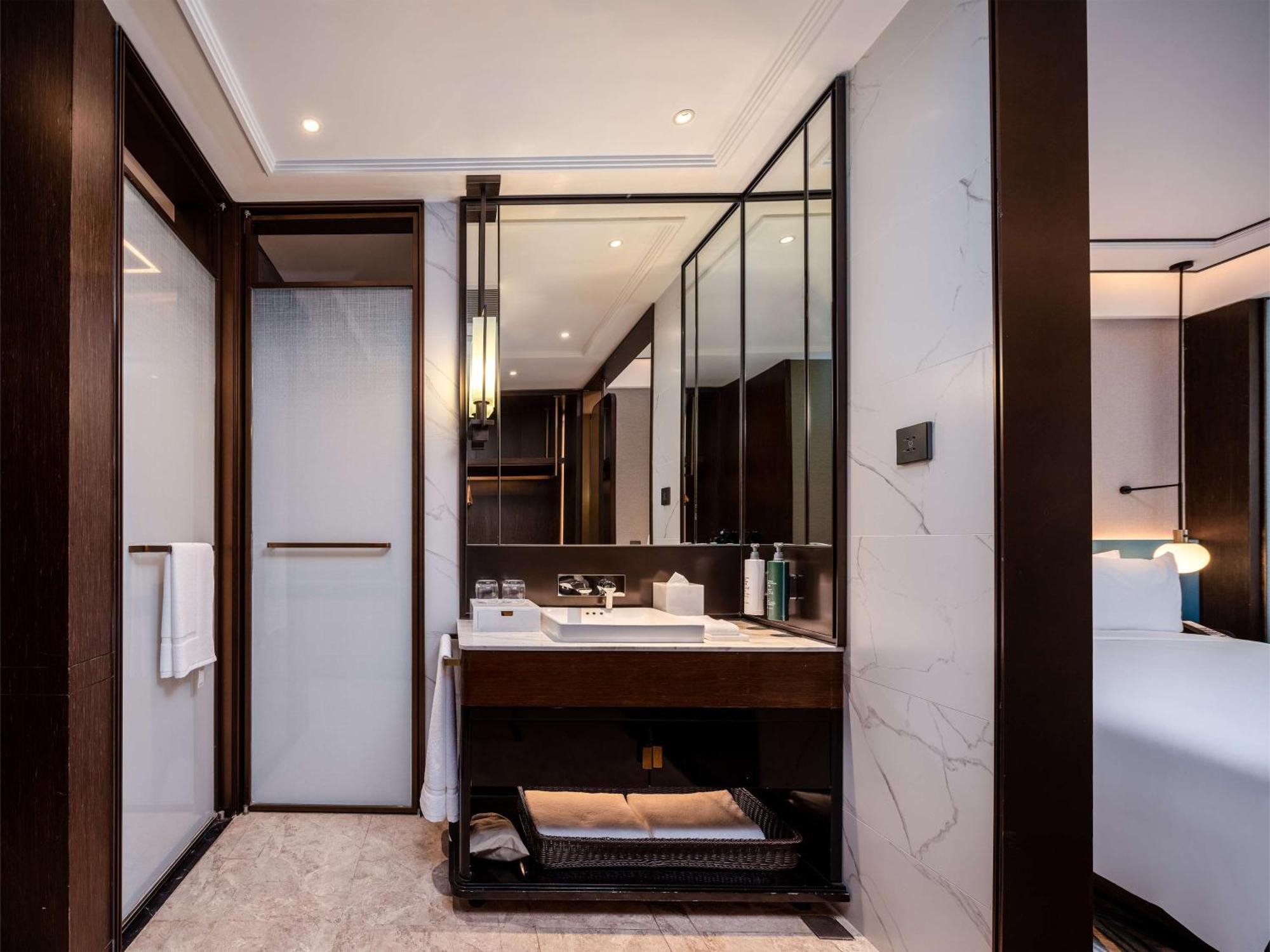 Hilton Garden Inn Beijing Guomao Bagian luar foto