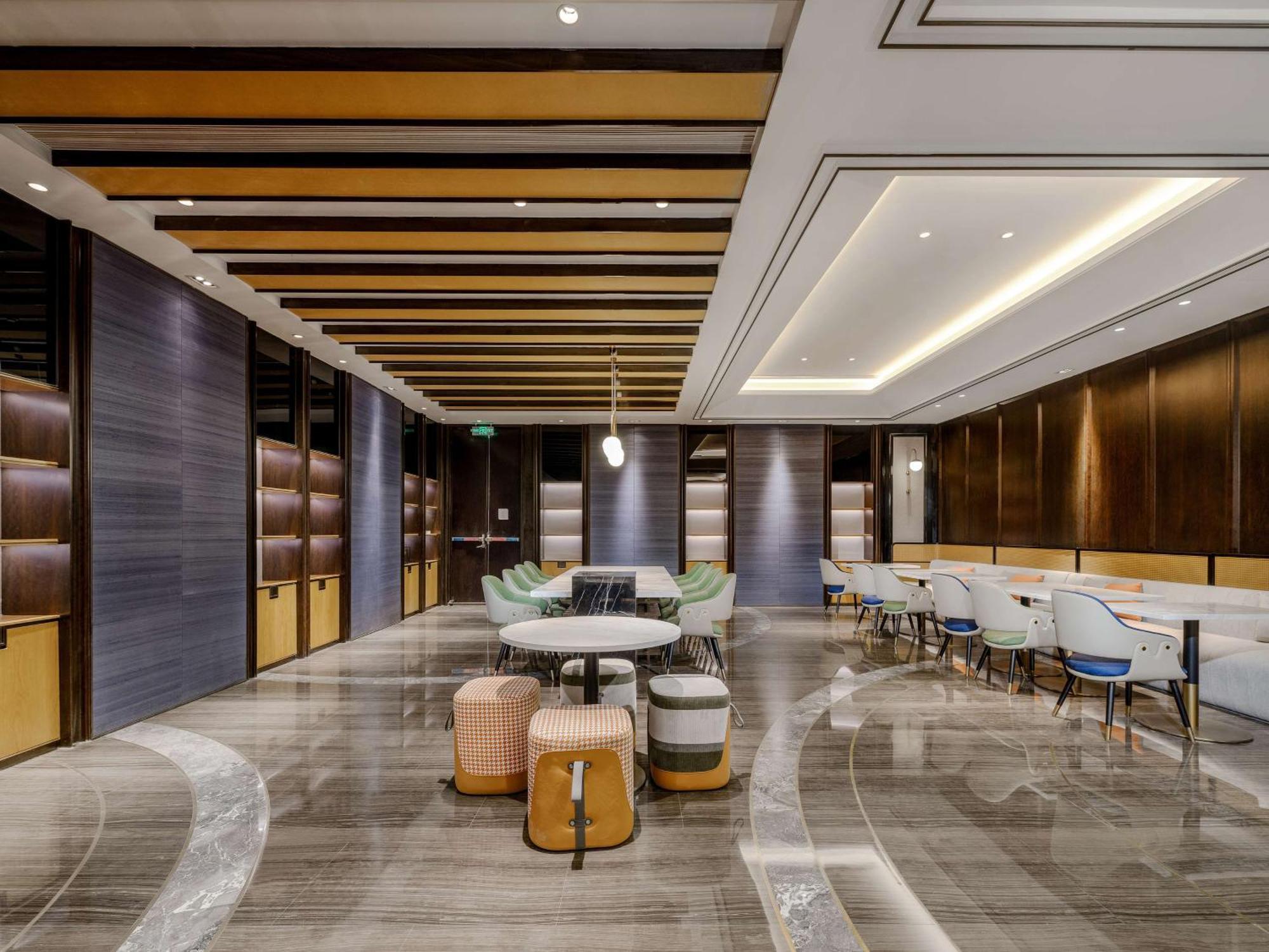 Hilton Garden Inn Beijing Guomao Bagian luar foto